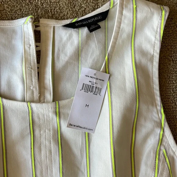 Banana Republic summer, sleeveless top. Brand new with original tags. - Picture 2 of 6